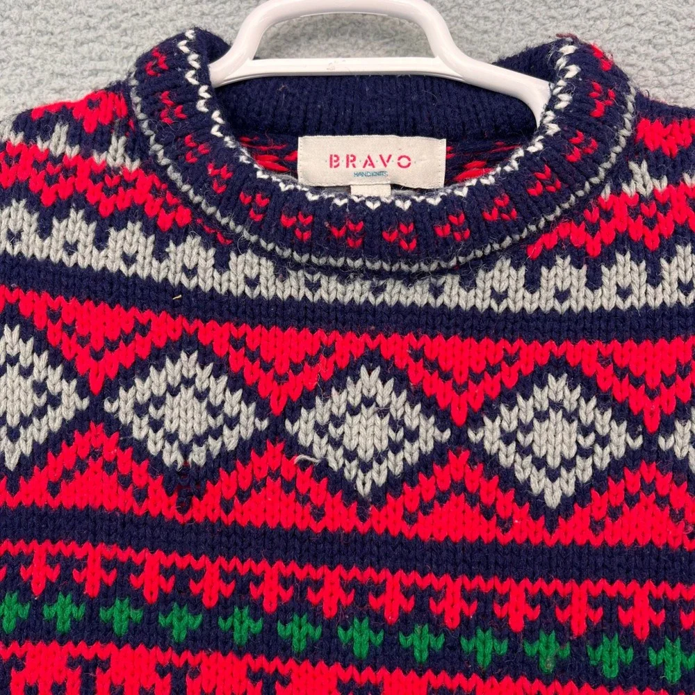 Bravo Handknits Fair Isle Sweater Mens Medium Red Navy Blue Acrylic Crew Neck